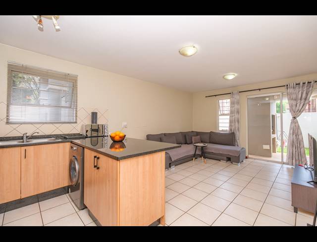 1 BEDROOM APARTMENT FOR SALE IN BLACKHEATH